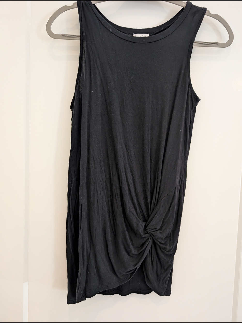 Love Fire Black Twist-Front Sleeveless Top Size S